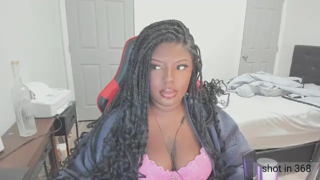 Snapshot of demi_xoxo chatting on 09/30/25, 12:37 demi xoxo online show from 09/30/25, 12:37