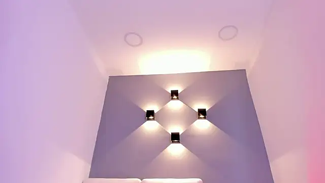 Snapshot of sophiarossee_ chatting on 01/14/25, 06:28 sophiarossee  online show from 01/14/25, 06:28