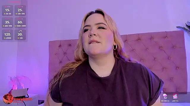 sophiarossee  online show from 03/30/26, 10:16