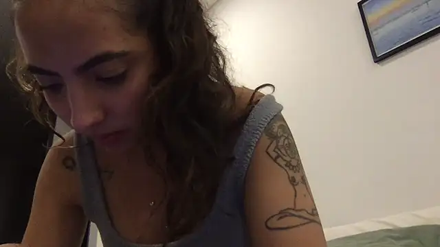 Sophi  a online show from 03/27/26, 12:38