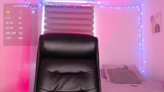 Snapshot of Megan_FE chatting on 02/24/26, 08:07 Megan FE online show from 02/24/26, 08:07