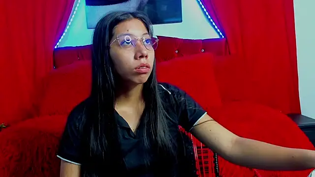 Snapshot of sexylaurita chatting on 01/23/25, 12:09 sexylaurita online show from 01/23/25, 12:09