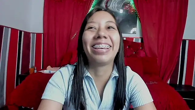 Snapshot of sexylaurita chatting on 02/28/25, 11:25 sexylaurita online show from 02/28/25, 11:25