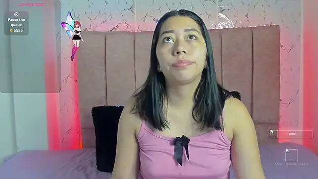 Snapshot of sexylaurita chatting on 10/08/25, 02:25 sexylaurita online show from 10/08/25, 02:25