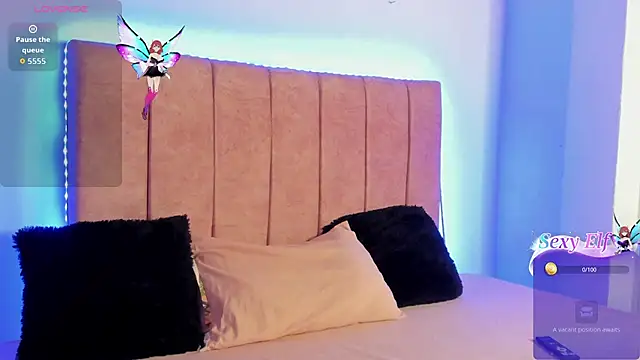 Snapshot of sexylaurita chatting on 02/10/26, 02:43 sexylaurita online show from 02/10/26, 02:43