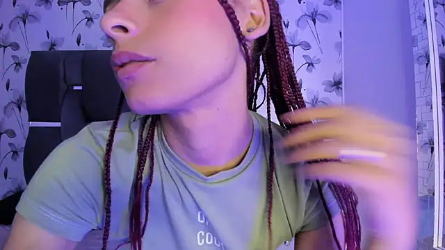 Snapshot of Ehotloveaxxx chatting on 12/31/24, 05:22 Ehotloveaxxx online show from 12/31/24, 05:22