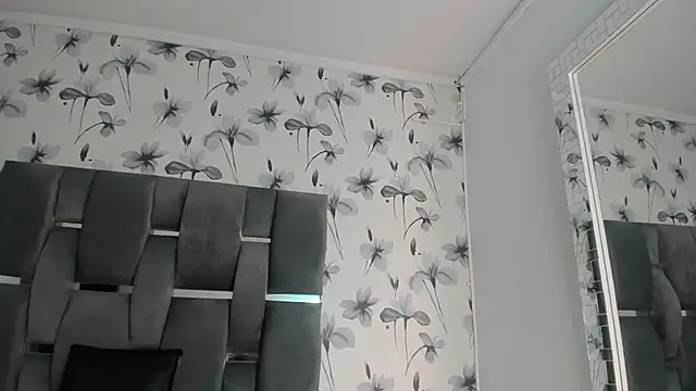 Snapshot of Ehotloveaxxx chatting on 01/07/25, 01:35 Ehotloveaxxx online show from 01/07/25, 01:35