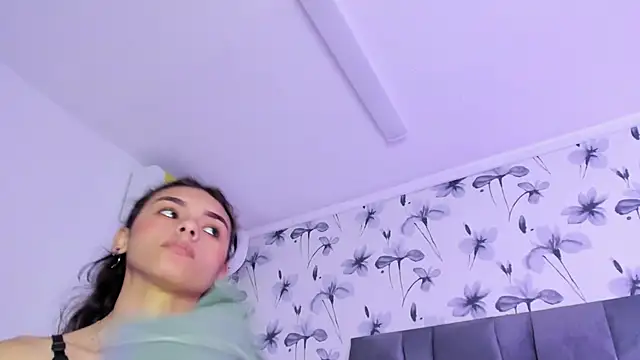 Snapshot of Ehotloveaxxx chatting on 01/14/25, 06:38 Ehotloveaxxx online show from 01/14/25, 06:38