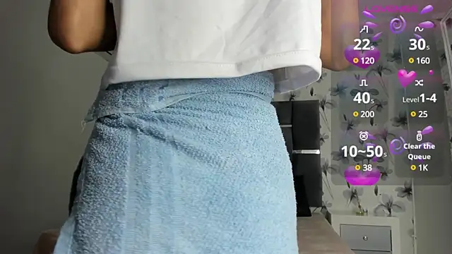 Snapshot of Ehotloveaxxx chatting on 01/20/25, 09:43 Ehotloveaxxx online show from 01/20/25, 09:43