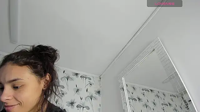 Snapshot of Ehotloveaxxx chatting on 01/21/25, 01:22 Ehotloveaxxx online show from 01/21/25, 01:22