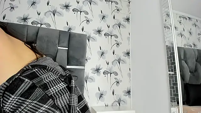 Snapshot of Ehotloveaxxx chatting on 02/25/25, 07:58 Ehotloveaxxx online show from 02/25/25, 07:58