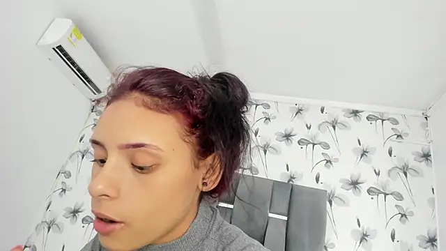 Snapshot of Ehotloveaxxx chatting on 03/13/25, 01:18 Ehotloveaxxx online show from 03/13/25, 01:18