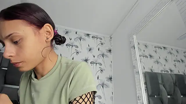 Snapshot of Ehotloveaxxx chatting on 03/18/25, 01:09 Ehotloveaxxx online show from 03/18/25, 01:09