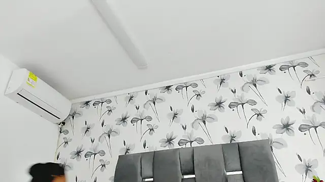 Snapshot of Ehotloveaxxx chatting on 09/20/25, 01:34 Ehotloveaxxx online show from 09/20/25, 01:34