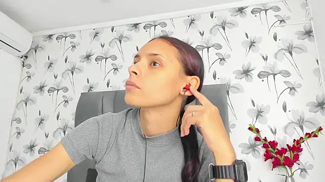 Snapshot of Ehotloveaxxx chatting on 10/04/25, 04:38 Ehotloveaxxx online show from 10/04/25, 04:38