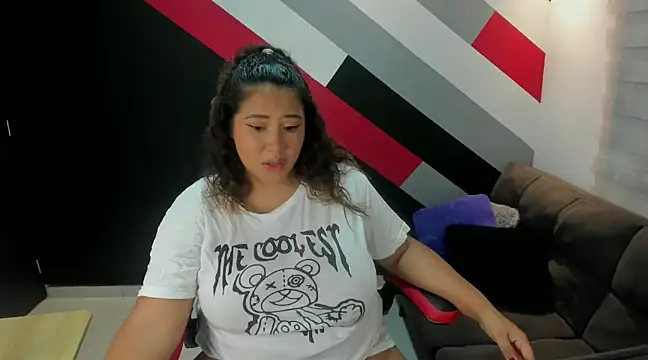 I am yours- online show from 01/28/25, 12:00