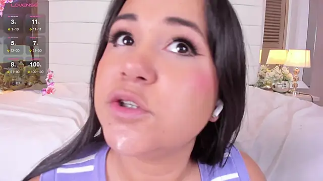 Lilly 2809  online show from 03/21/25, 07:22