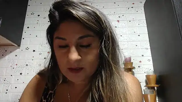 dayanara kamal online show from 07/10/26, 06:32