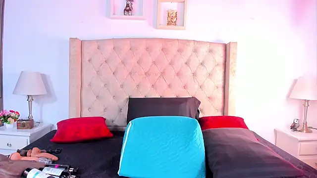 natalia collinslim online show from 09/20/25, 04:02