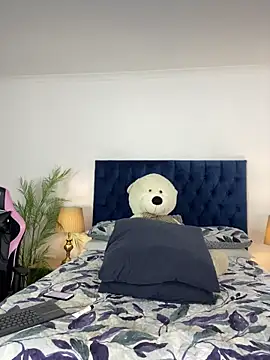 Snapshot of Stunning_Booty chatting on 04/07/26, 07:47 Stunning Booty online show from 04/07/26, 07:47