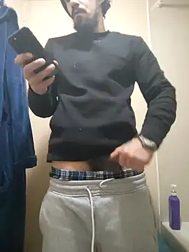 Snapshot of RoleMaster2069 chatting on 01/23/25, 07:00 RoleMaster2069 online show from 01/23/25, 07:00