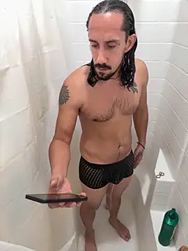 Snapshot of RoleMaster2069 chatting on 12/02/25, 12:49 RoleMaster2069 online show from 12/02/25, 12:49