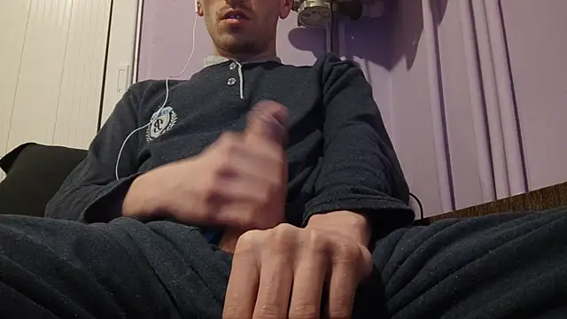  Hocthus  online show from 01/14/25, 07:32