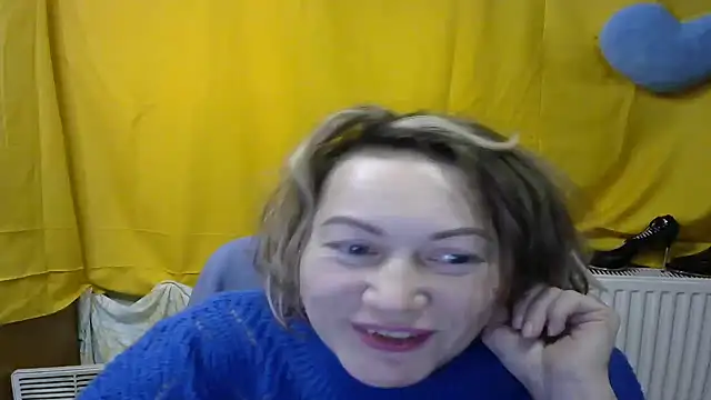 wLESLYMOSw online show from 02/15/25, 03:42