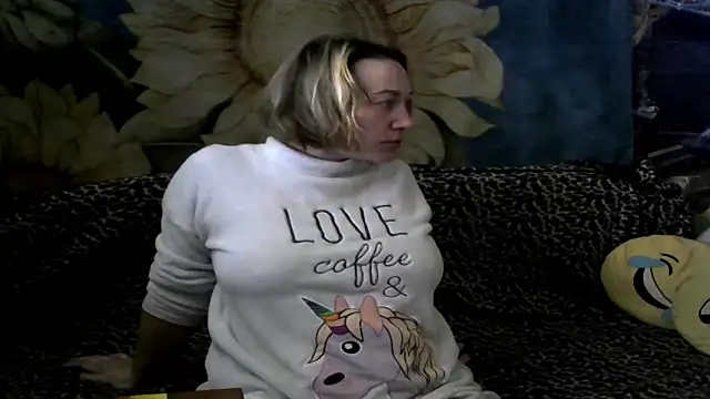 Snapshot of wLESLYMOSw chatting on 03/13/26, 11:28 wLESLYMOSw online show from 03/13/26, 11:28