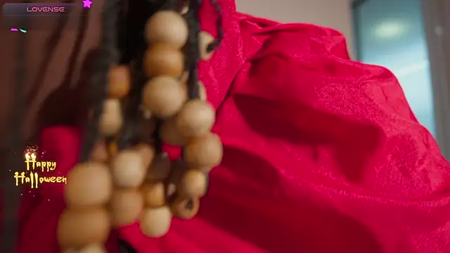 Snapshot of EmmaSanzz_ chatting on 10/23/25, 11:31 EmmaSanzz online show from 10/23/25, 11:31