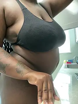 fantasygyal online show from 06/24/26, 03:44
