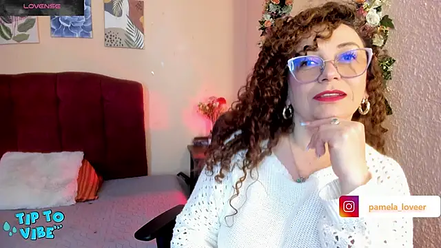 Snapshot of pamela_bell chatting on 01/20/25, 04:45 pamela bell online show from 01/20/25, 04:45