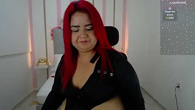 Snapshot of Mariana_Rojas chatting on 01/14/25, 08:41 Mariana Rojas online show from 01/14/25, 08:41