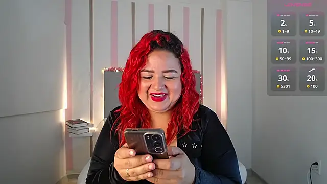 Snapshot of Mariana_Rojas chatting on 09/26/25, 05:11 Mariana Rojas online show from 09/26/25, 05:11