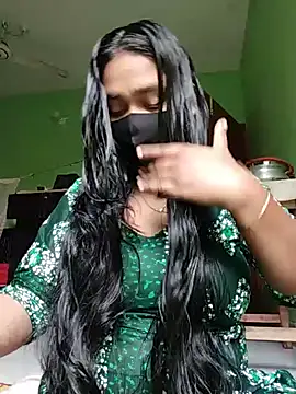 Snapshot of Kotha_-Moni chatting on 01/06/25, 02:48 Kotha -Moni online show from 01/06/25, 02:48