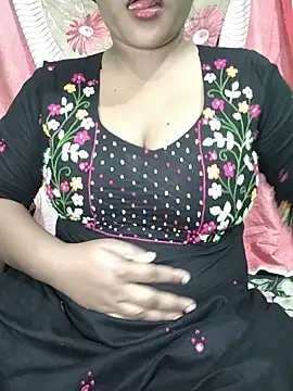 Snapshot of Kotha_-Moni chatting on 01/27/25, 12:16 Kotha -Moni online show from 01/27/25, 12:16