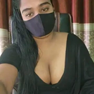 Snapshot of Kotha_-Moni chatting on 11/13/25, 08:13 Kotha -Moni online show from 11/13/25, 08:13