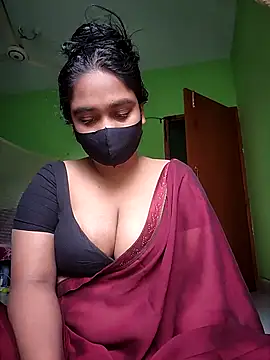 Snapshot of Kotha_-Moni chatting on 02/16/26, 02:40 Kotha -Moni online show from 02/16/26, 02:40