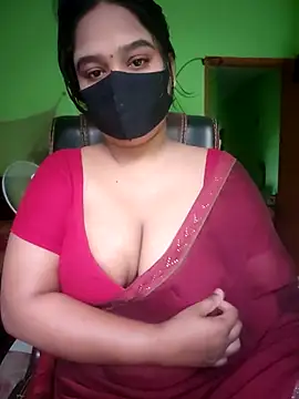 Snapshot of Kotha_-Moni chatting on 04/25/26, 12:13 Kotha -Moni online show from 04/25/26, 12:13
