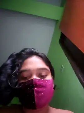 Snapshot of Kotha_-Moni chatting on 04/28/26, 02:27 Kotha -Moni online show from 04/28/26, 02:27