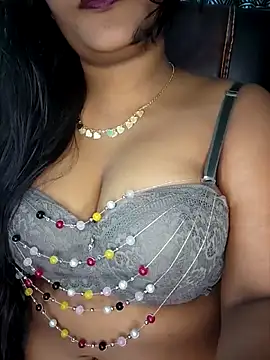 Snapshot of Kotha_-Moni chatting on 05/06/26, 03:17 Kotha -Moni online show from 05/06/26, 03:17