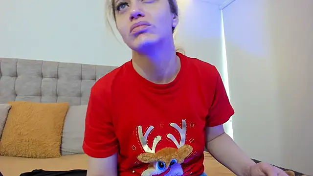 Carolina hernandez22 online show from 02/24/26, 12:36