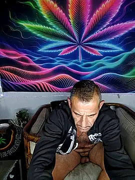 Snapshot of Bbboy42 chatting on 10/30/25, 03:52 Bbboy42 online show from 10/30/25, 03:52