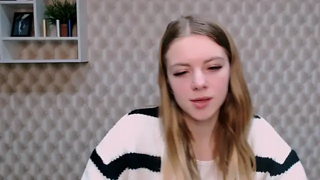 AliceFlirtt  online show from 02/01/25, 02:13