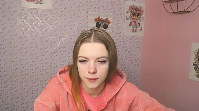 AliceFlirtt  online show from 02/11/25, 07:54