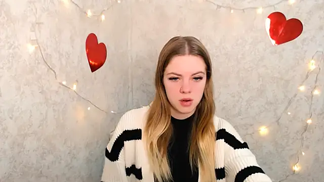 AliceFlirtt  online show from 02/21/25, 08:29