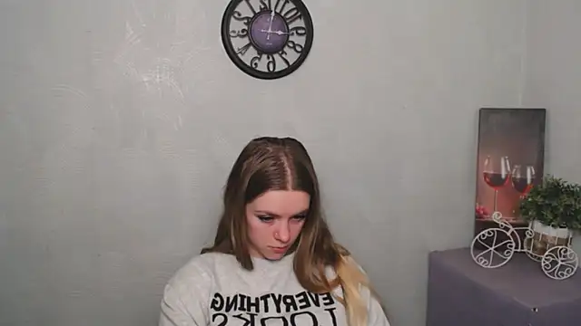 AliceFlirtt  online show from 03/08/25, 11:37