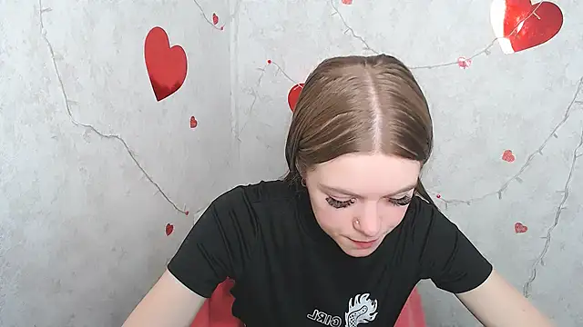 AliceFlirtt  online show from 03/20/25, 11:05