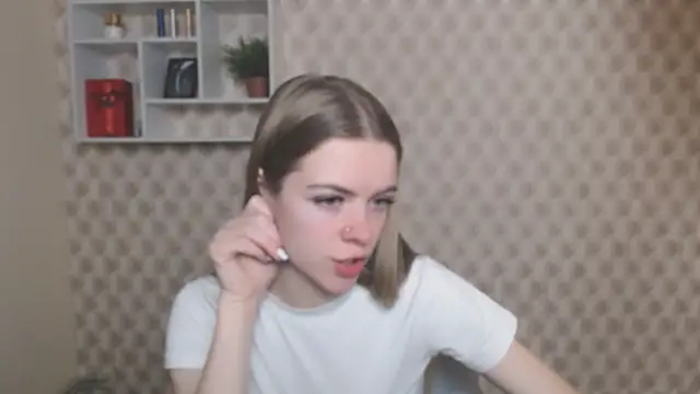 AliceFlirtt  online show from 01/06/26, 10:52