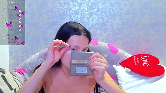 Vanessa Florence online show from 10/17/25, 01:20